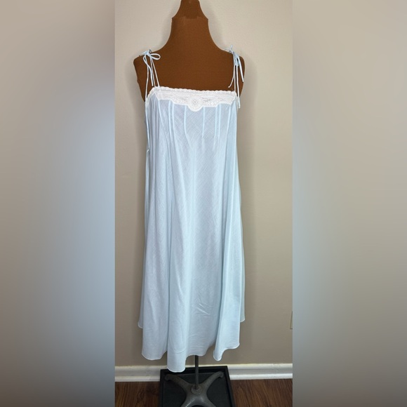 Sanger Harris Vintage Tie Strap White Lace Trim Nightgown Size Large - Picture 1 of 7